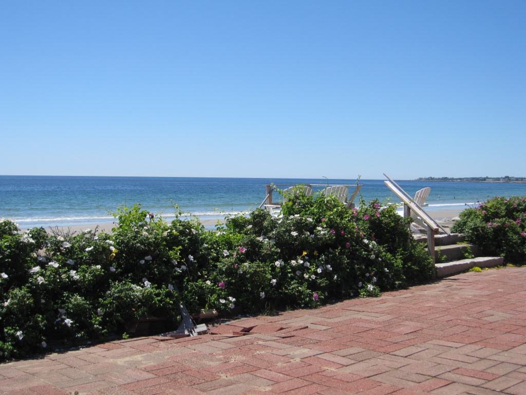 The Abbott Details Vacation Rentals in Biddeford Pool, Fortunes